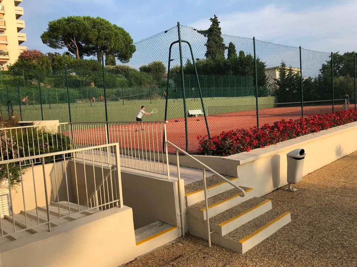 Appartement Juan-Les-Pins, 4 Pieces, 80M2, Residence Luxe Piscine Tennis 昂蒂布