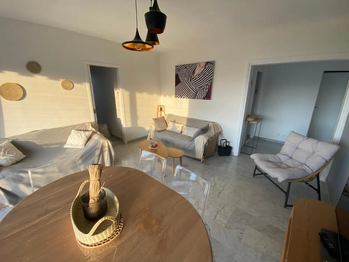 Appartement Juan-Les-Pins, 4 Pieces, 80M2, Residence Luxe Piscine Tennis 昂蒂布 法国