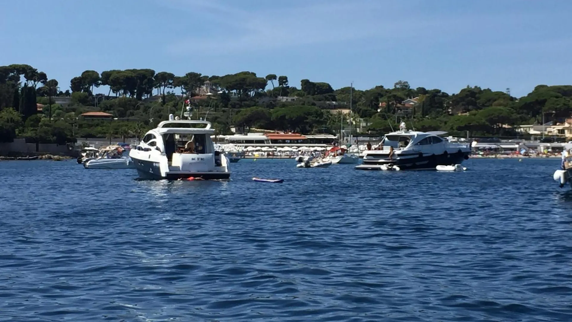 Appartement Juan-Les-Pins, 4 Pieces, 80M2, Residence Luxe Piscine Tennis Antibes Apartament
